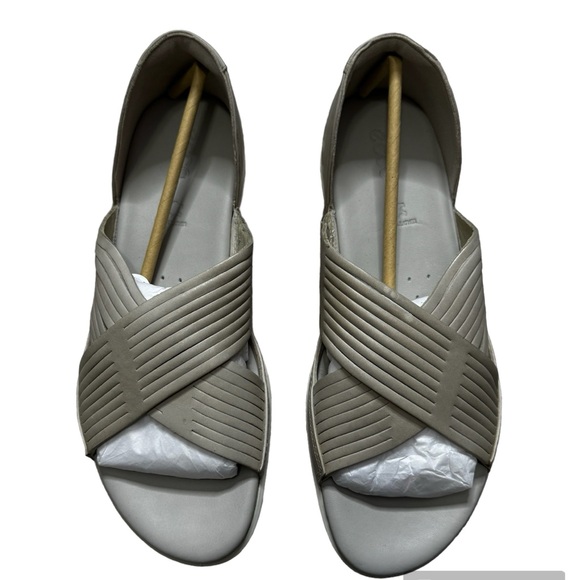 ECCO Flash Criss Cross Women’s Taupe Leather Sandals Size 42 - Picture 2 of 7